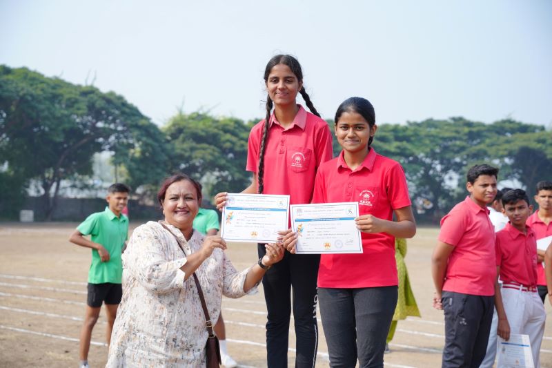  Glimpses of the Athletic Meet 