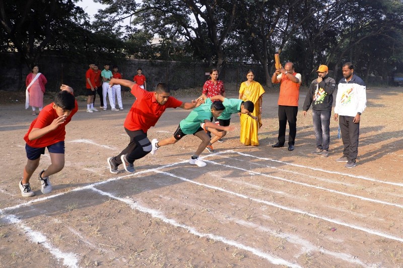 Glimpses of the Athletic Meet 