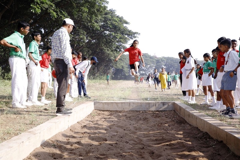  Glimpses of the Athletic Meet 