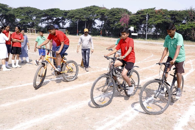  Glimpses of the Athletic Meet 