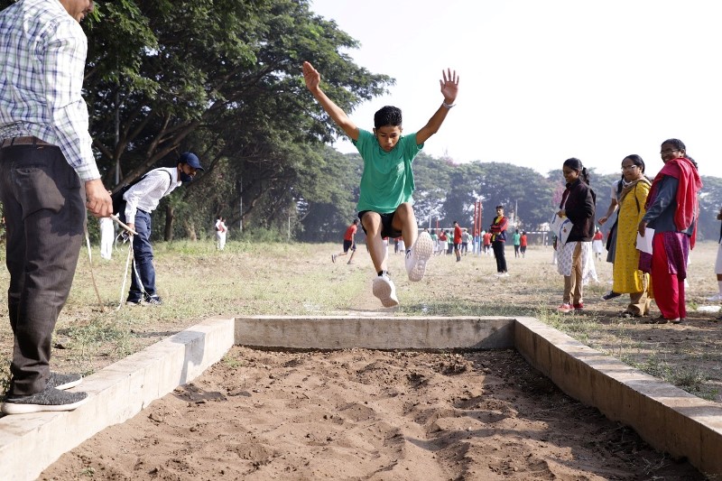  Glimpses of the Athletic Meet 