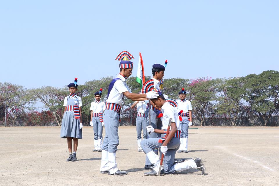 Shahbaz Inamdar, School Captain, handing over the charge to School Vice-Captain, Sanskar Shete.